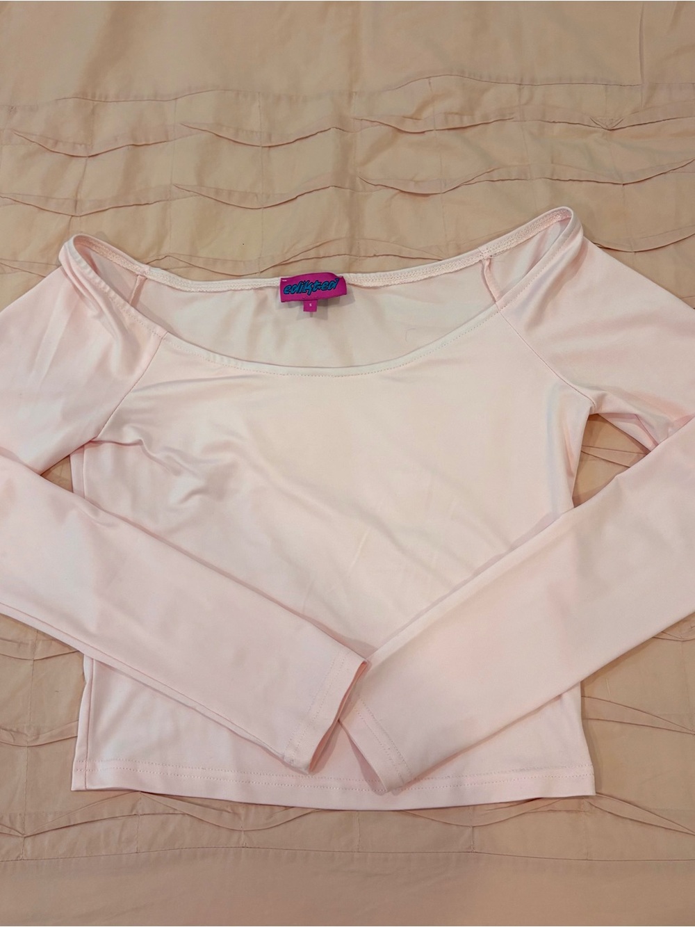 EDIKTED Tahlia Pale Pink Off-Shoulder Long Sleeve Top